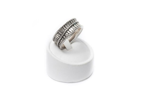 Anello Pietro Ferrante Borchie